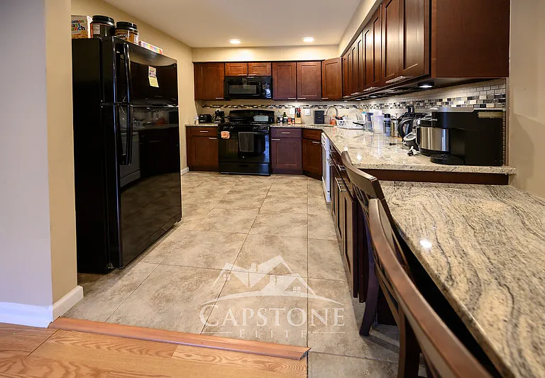 12 Colgate Dr — Photo 6