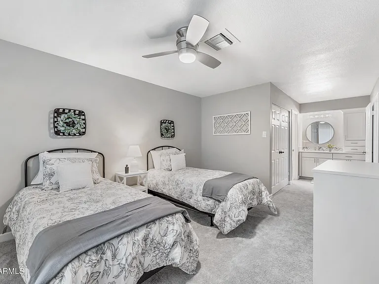 1717 E Union Hills Dr #1052 — Photo 41