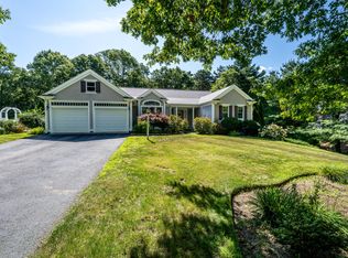 51 Falling Leaf Ln, Osterville, MA 02655
