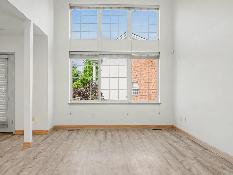 29307 Douglas Dr — Photo 4