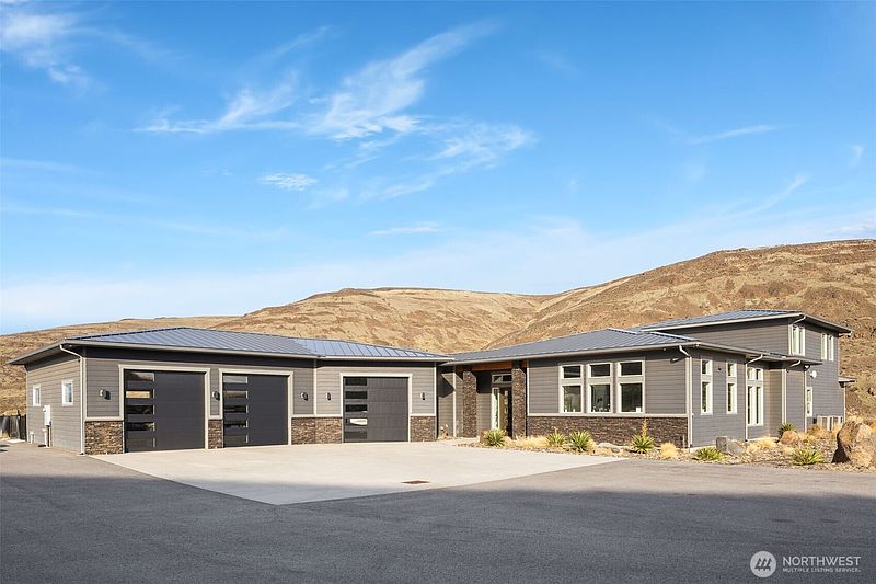 2nd image of 56 Spring Valley Road