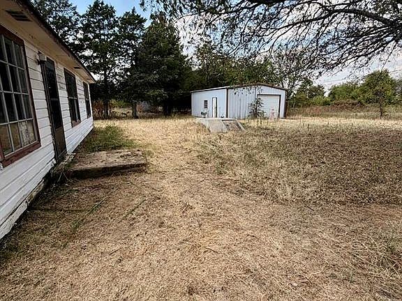 3rd image of 146 Hill Billy Ln