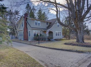 521 Heyser St, Jackson, MI 49203