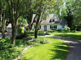 38283 Applewood St, Clinton Township, MI