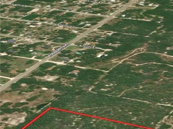 E Deberry Ave, Aransas Pass, TX 78336