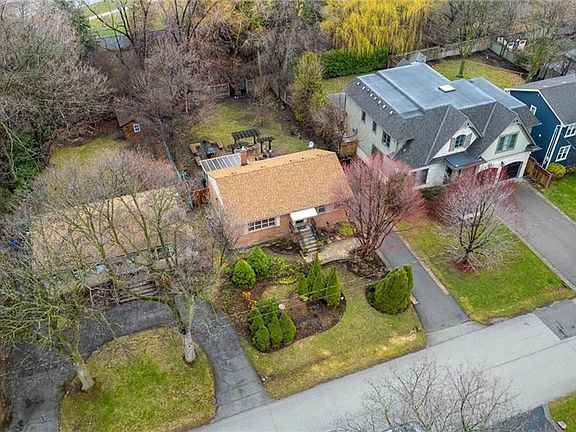 5th image of 1051 Melvin Ave