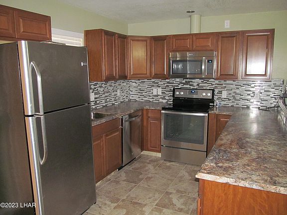 4th image of 2849 Glengarry Dr