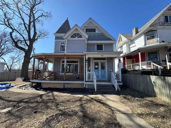 2303 Douglas St, Sioux City, IA 51104