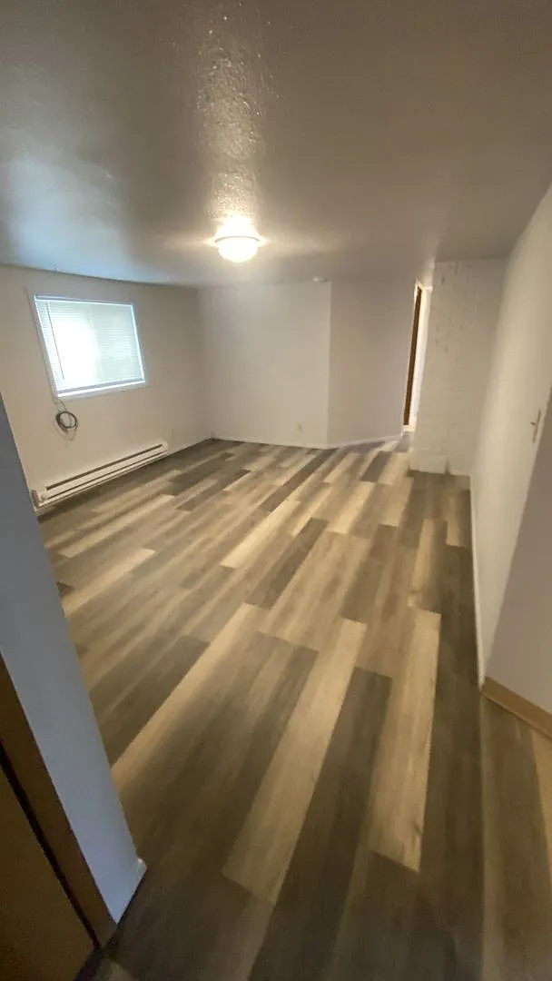 Triplex Close To Park — Photo 3