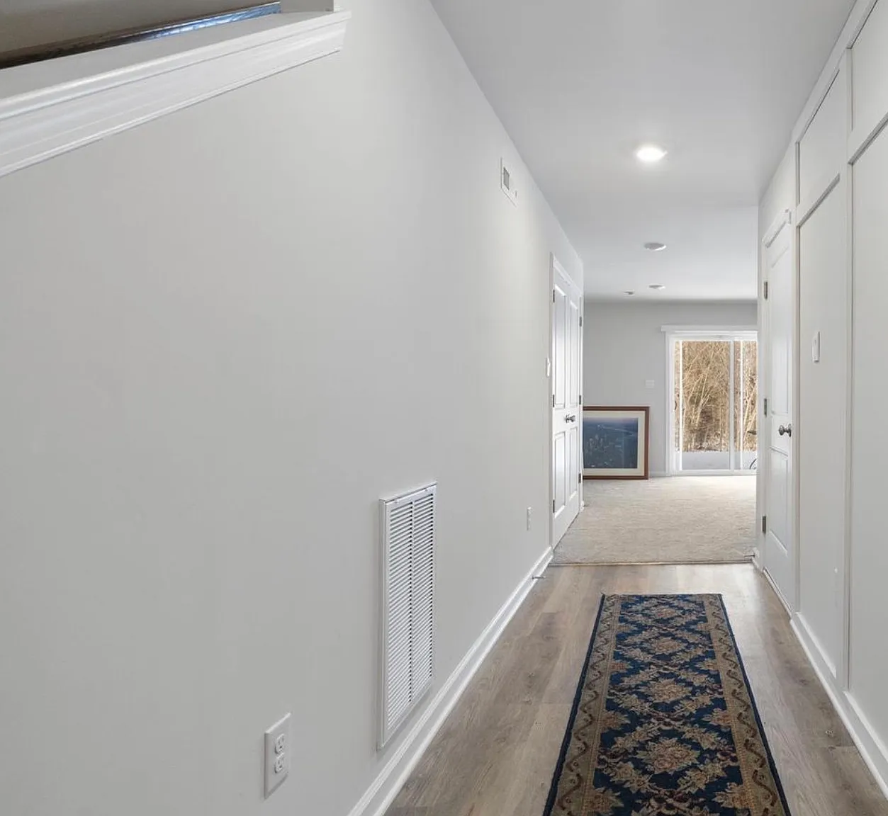 3 bed, 2.5 bath, 1980 sqft, $3,300 — Photo 4