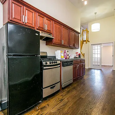 Rented by Nooklyn NYC LLC | media 1