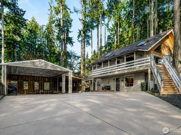 6019 Alameda Ave W, University Place, WA 98467
