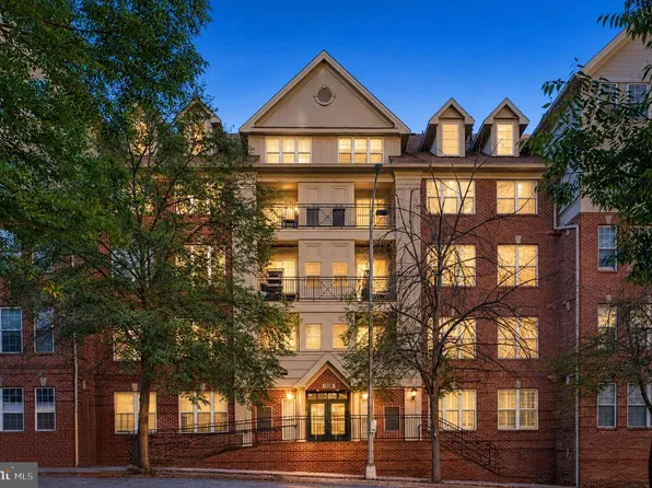 1320 N Wayne St APT 404, Arlington, VA 22201