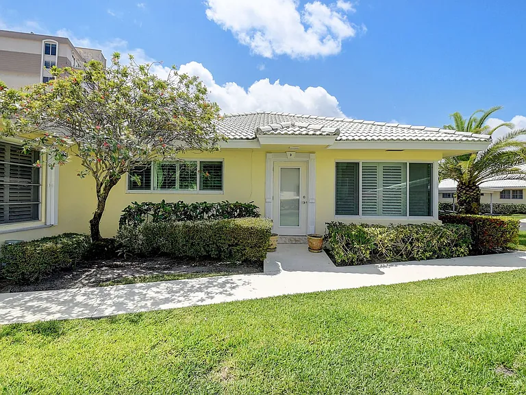 1920 S Ocean Blvd #D — Photo 23