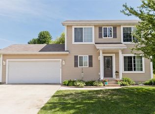 3419 Field Stone Pl SW, Cedar Rapids, IA 52404