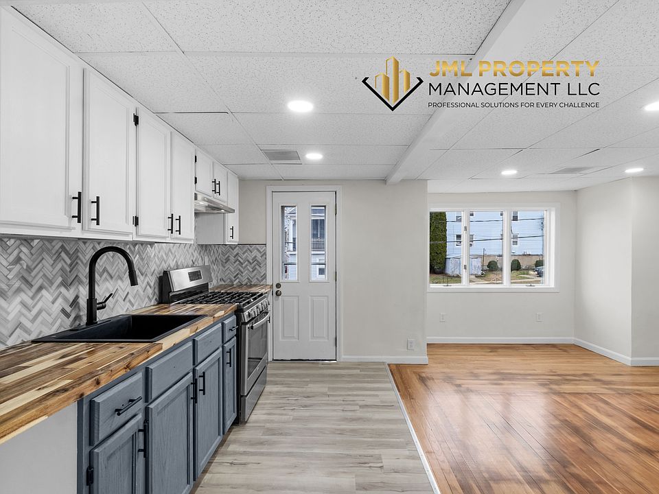 1st image of 227 Lawrence St #2