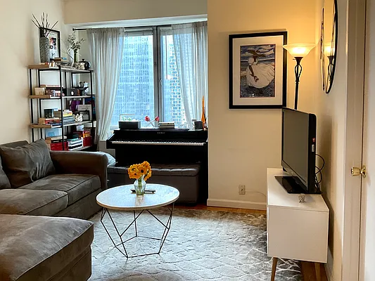 Rented by Level Group | media 22