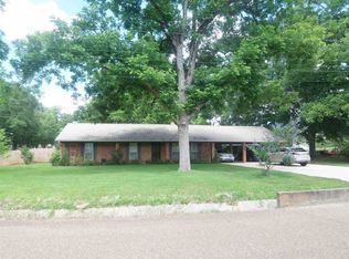 309 Carolina St, Roxie, MS 39661