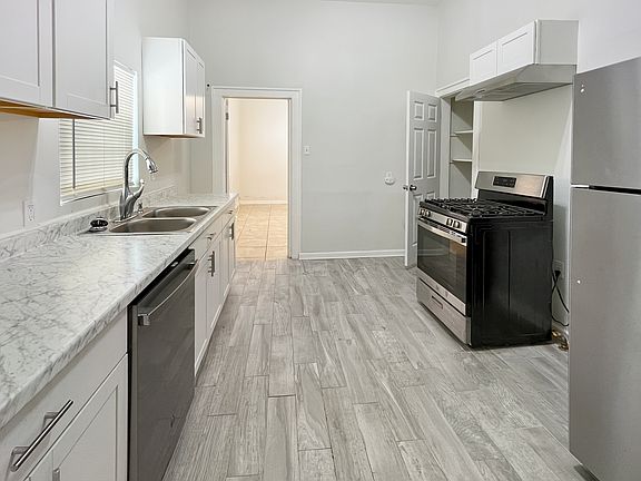 5th image of 2311 Dabadie St #1