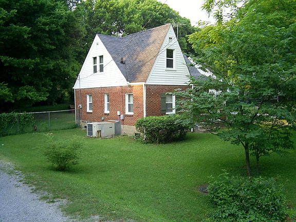 2nd image of 113 Dellway Dr