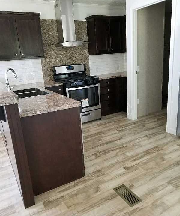 2nd image of 3290 Martha St Trlr 91
