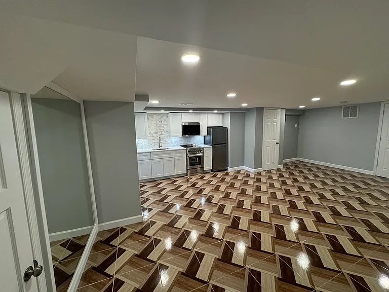 3501 Courtland Dr — Photo 4