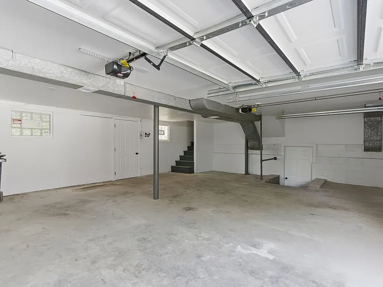 10173 Joliet St — Photo 24