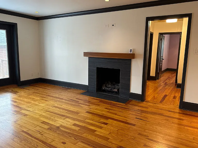 2512 Pansy St SW — Photo 4