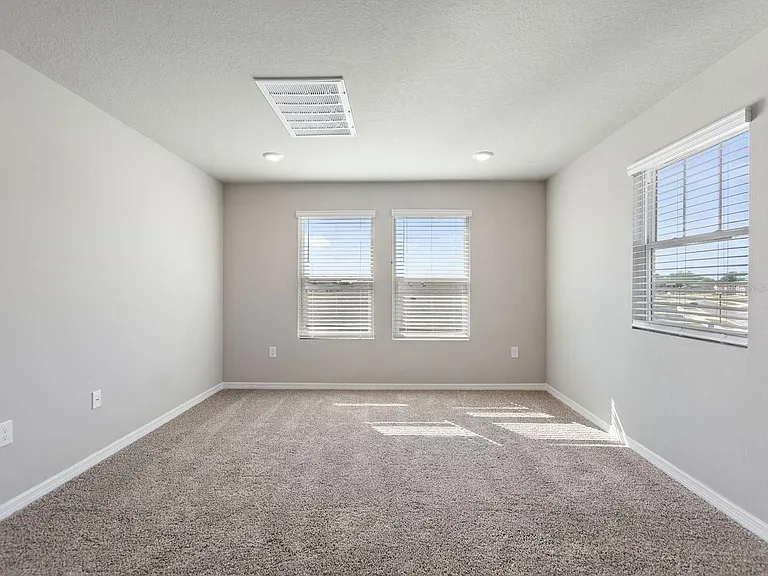 1220 Oak Valley Dr — Photo 12