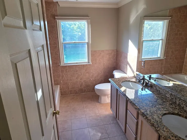 788 Dorathys Ln — Photo 17