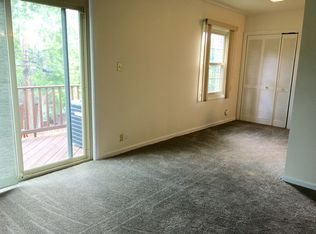 667 Robinwood Dr #2, Pittsburgh, PA