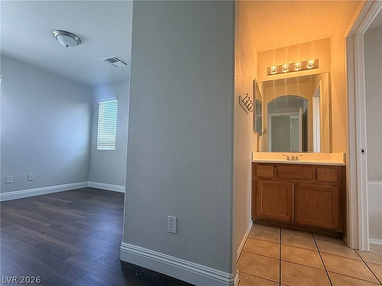 11953 Fairfax Ridge St — Photo 12