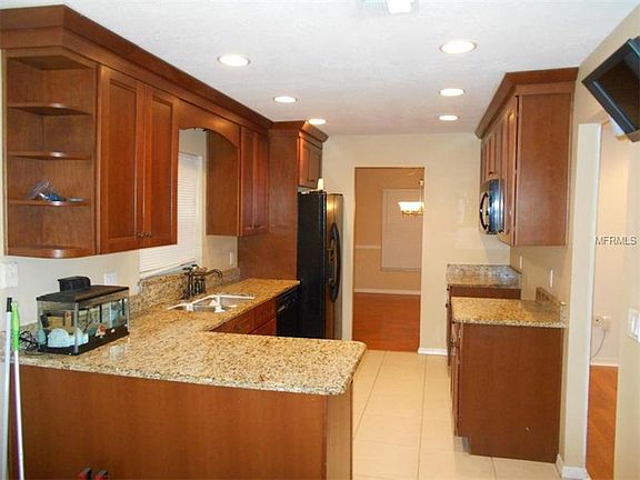 2nd image of 6920 Sugarbush Dr