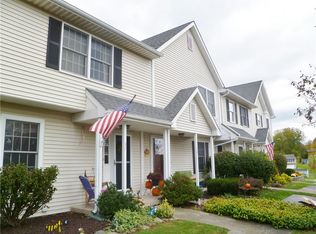 38 Old Meadow Ct, Livonia, NY 14487