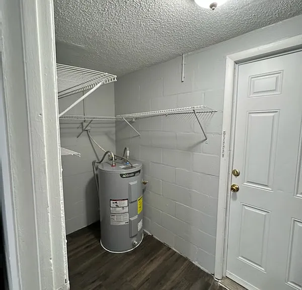907 W 35th Ave #B — Photo 10