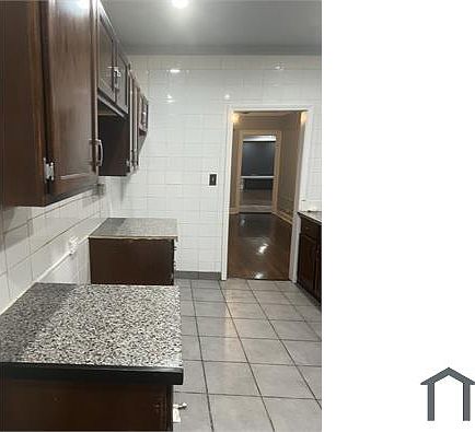 3rd image of 8011 S Kingston Ave APT 3