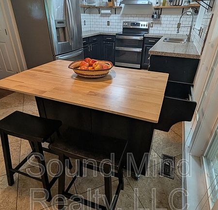 4th image of 100 Hidden Cellars Dr