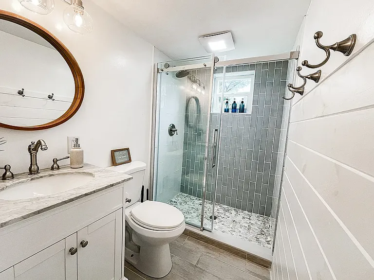 3333 NE 16th Pl — Photo 30