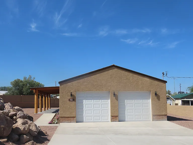 667 W Gibbs St — Photo 17