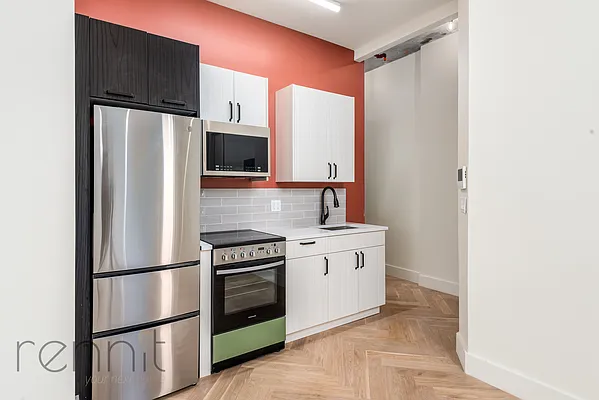 Rented by Rennit Inc. | media 4