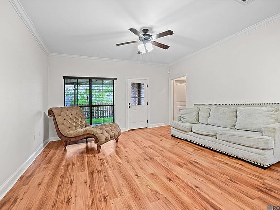 2nd image of 26718 Palmetto Lake Ct W #26718