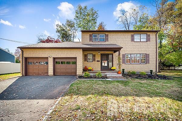 1st image of 458 Joan St