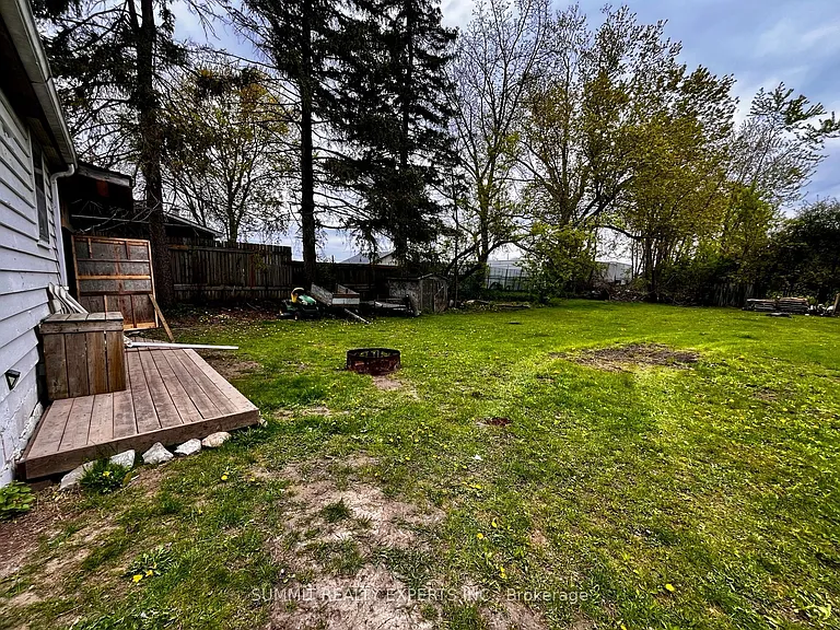 2798 Dingman Dr — Photo 17