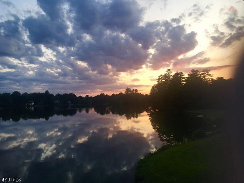 310-B Lake Shore South #B