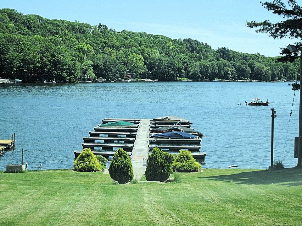 16 Candlewood Knolls Rd, New Fairfield, CT 06812 Zillow