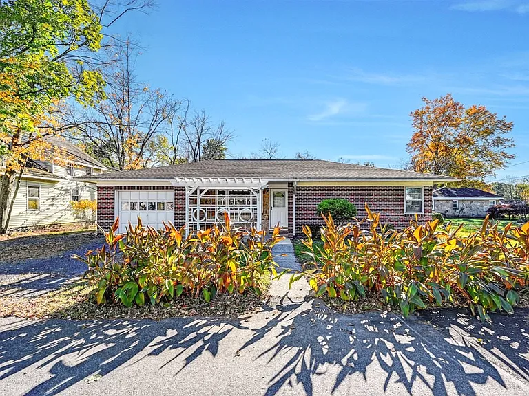 819 Fairview Ave — Photo 24