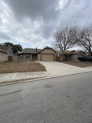 2730 Mud Lake Dr, San Antonio, TX 78245