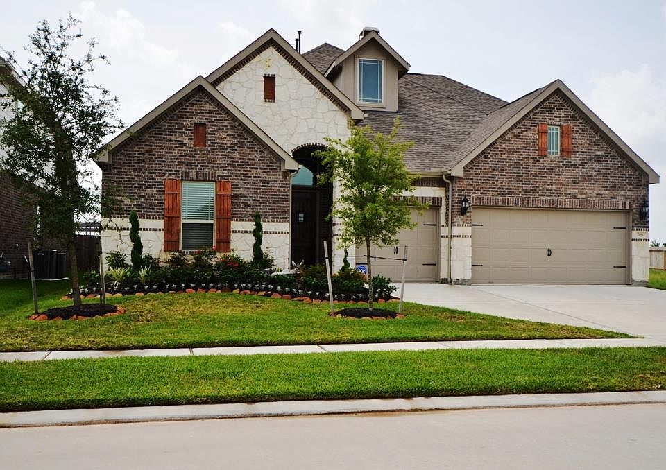 1st image of 26811 Grey Peregrine Dr