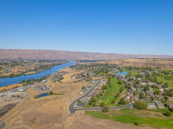 3963 Ridgewater Dr, Lewiston, ID 83501