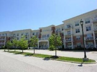 601 W Rand Rd APT 416, Arlington Heights, IL 60004